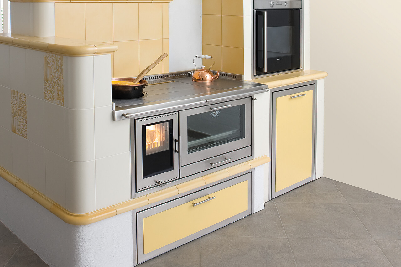 Küchenherd in einer Landhausküche