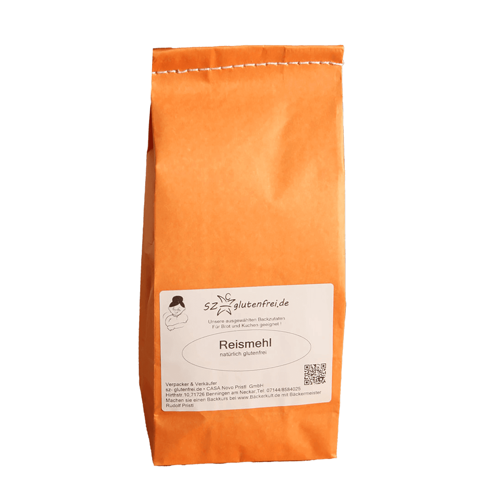 Glutenfreies Reismehl in einer orangenen Papierverpackung ohne Hintergrund.