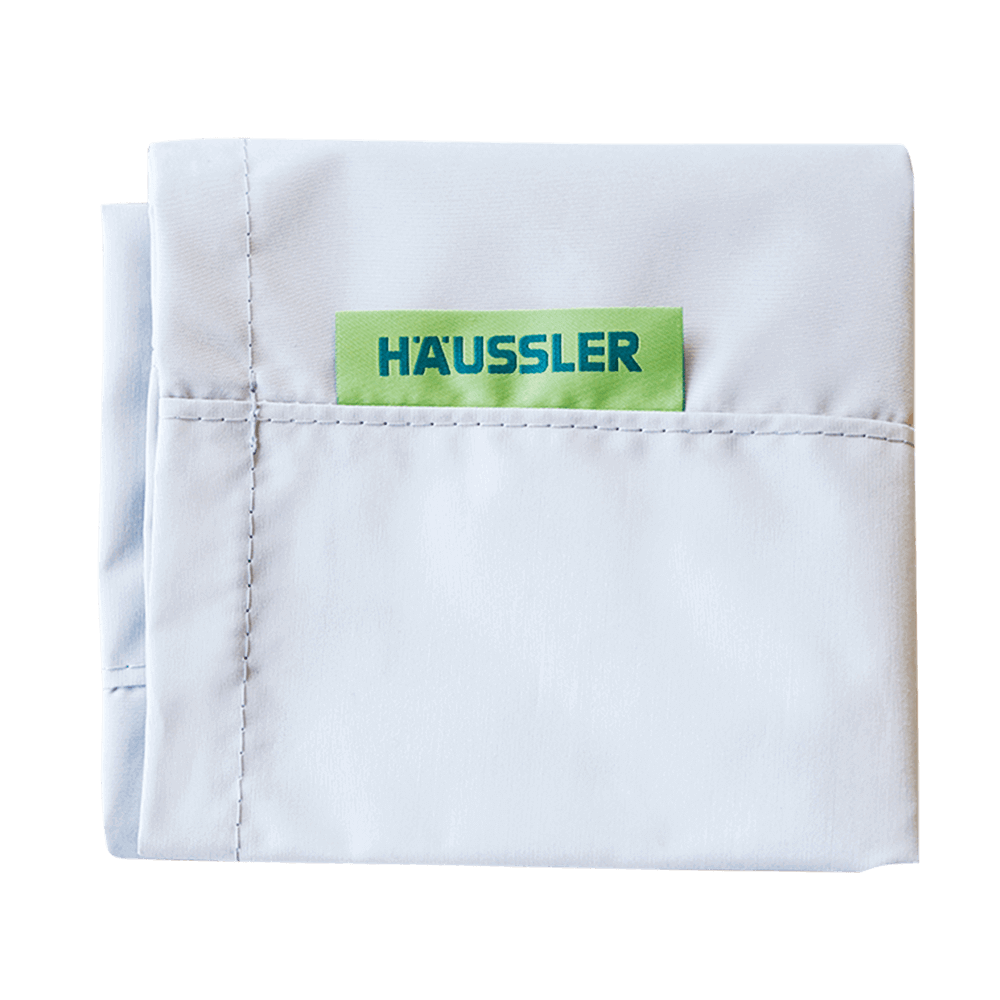 Abdeckhaube – Der ideale Schutz vor Staub und Schmutz Abdeckhaube zusammen gefaltet ohne Hintergrund