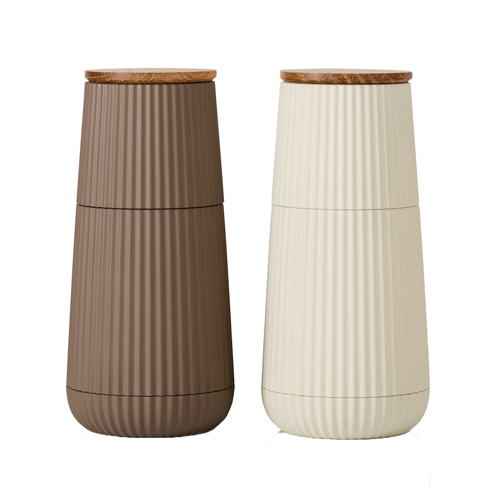 Gewürzmühlen in dark beige und light beige