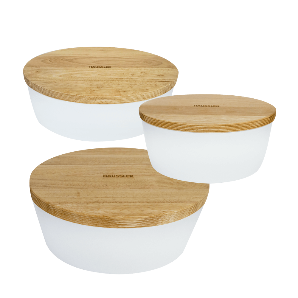  Weiße Brottöpfe in drei verschiedenen Größen