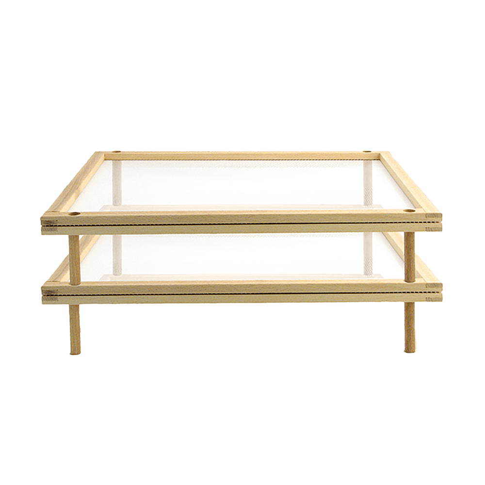 Nudelhorde / Dörrgestell Nudelhorde aus Holz und Netzgewebe mit Füßen, 2 Stück aufeinander gestapelt