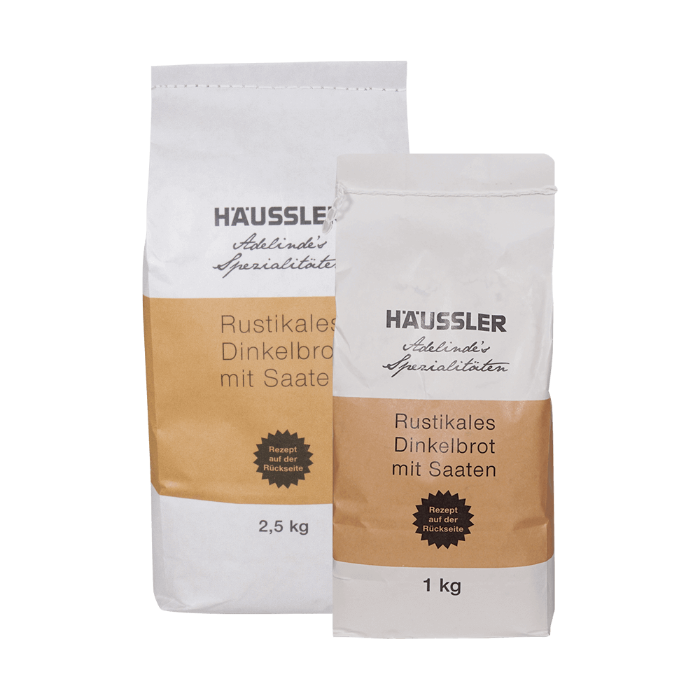 Zwei Mehltüten ohne Hintergrund