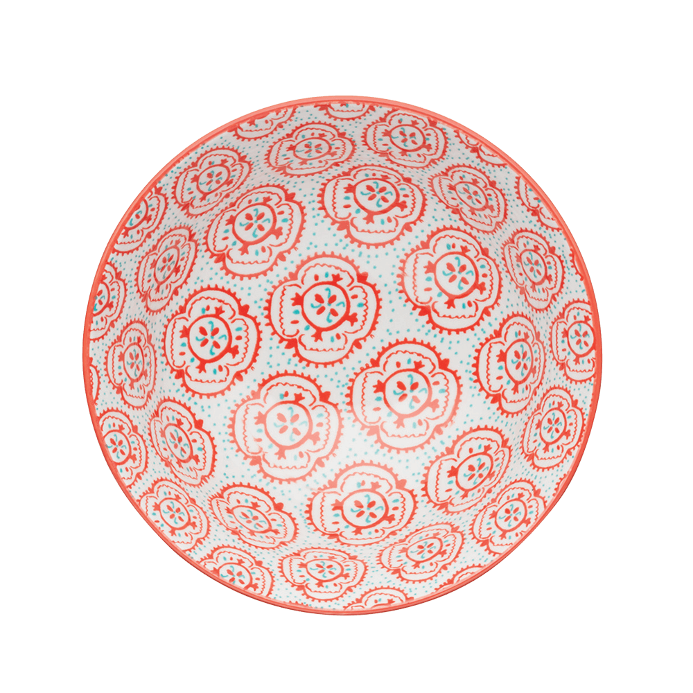 Bowl mit rot weißem Muster auf der Innenseite, ohne Hintergrund.