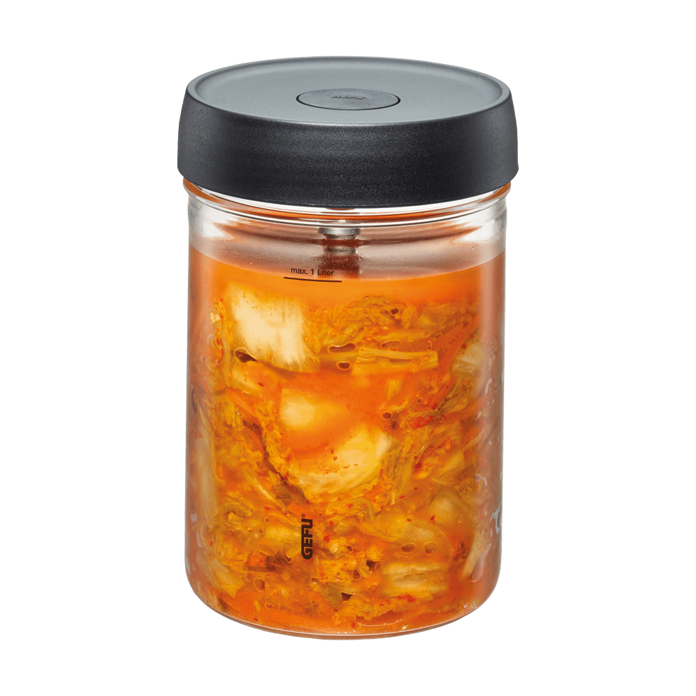 Fermentierglas mit Gemüse ohne Hintergrund