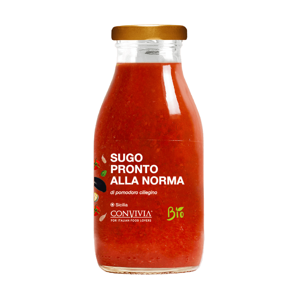 Einmachglas mit Kirschtomatesouce ohne Hintergrund