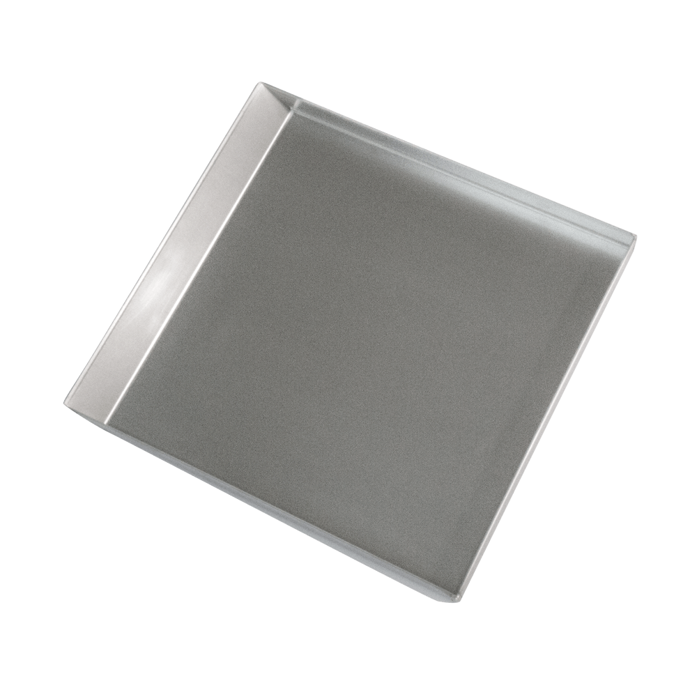 Backblech aus Aluminium mit den Maßen 35 auf 38 Zentimetern und einer Randhöhe von 3 Zentimetern ohne Hintergrund