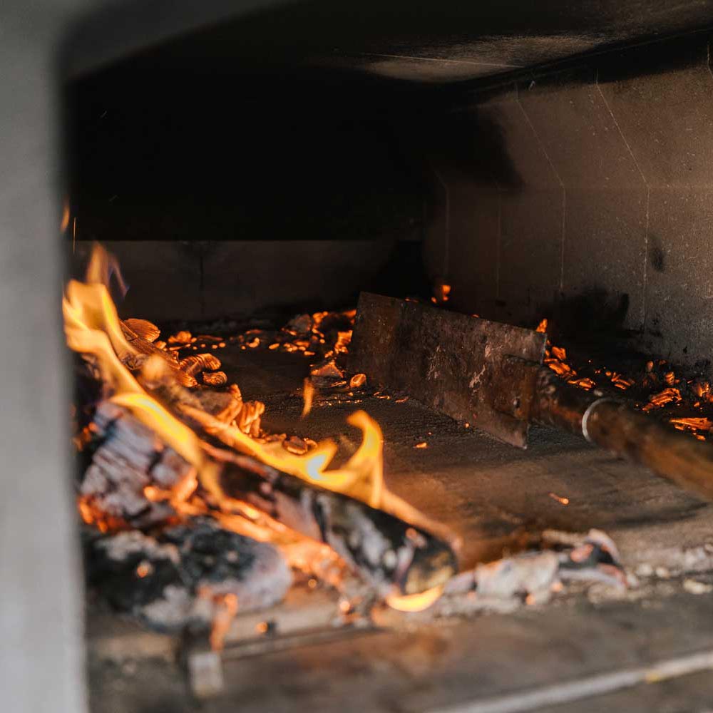 Glut im Holzbackofen