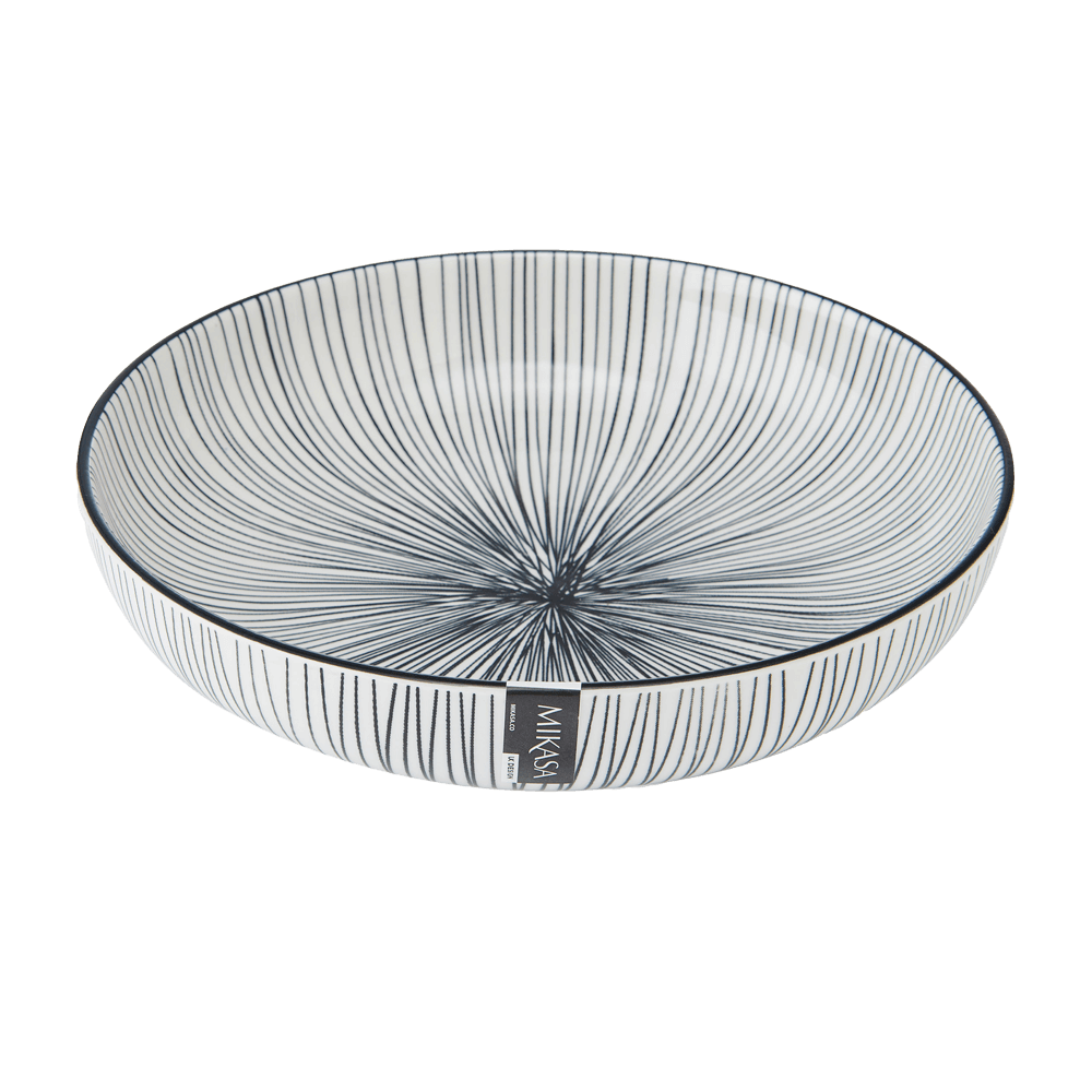 Pasta Bowl - black stripe Pasta Bowl mit schwarz weißem Muster innen und außen ohne Hintergrund.