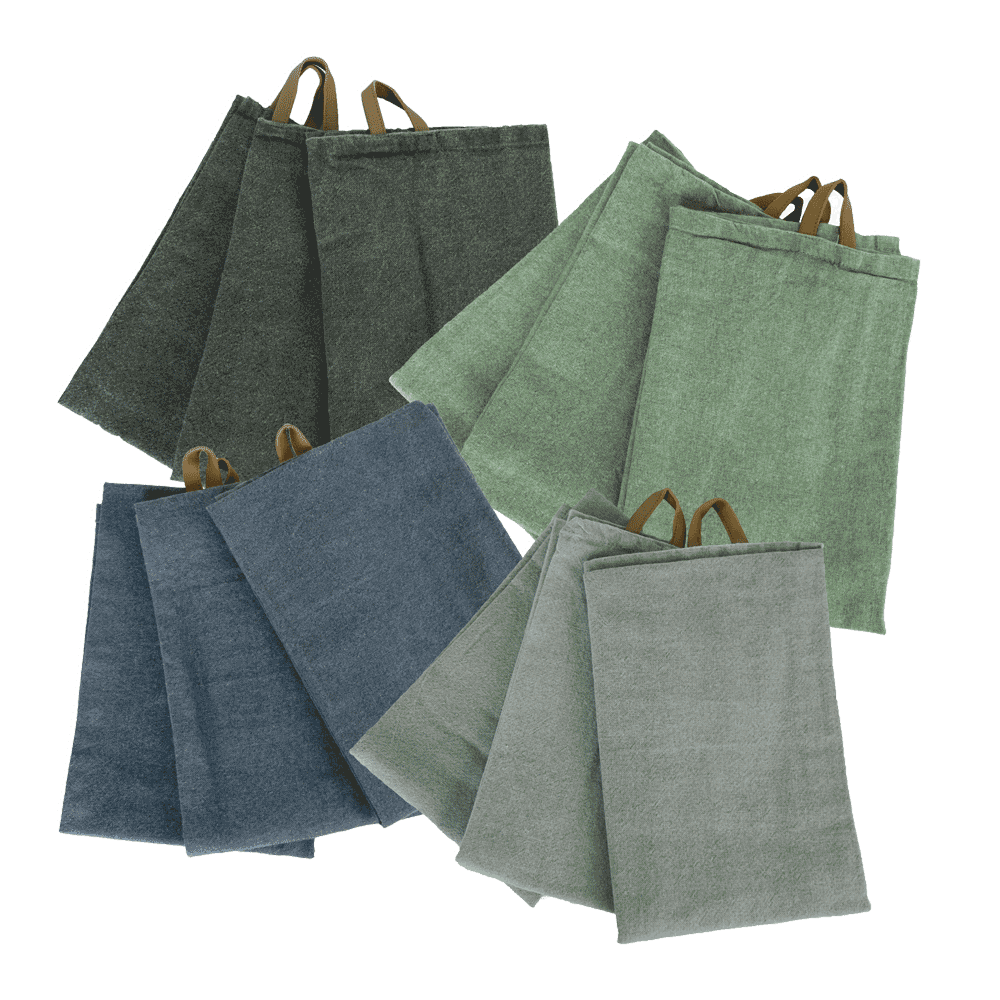 Auf dem Bild befinden sich 4 unterschiedlich farbige Geschirrtuch-Sets. In den Farben blau, oliv, grün und grau. Ohne Hintergrund abgebildet