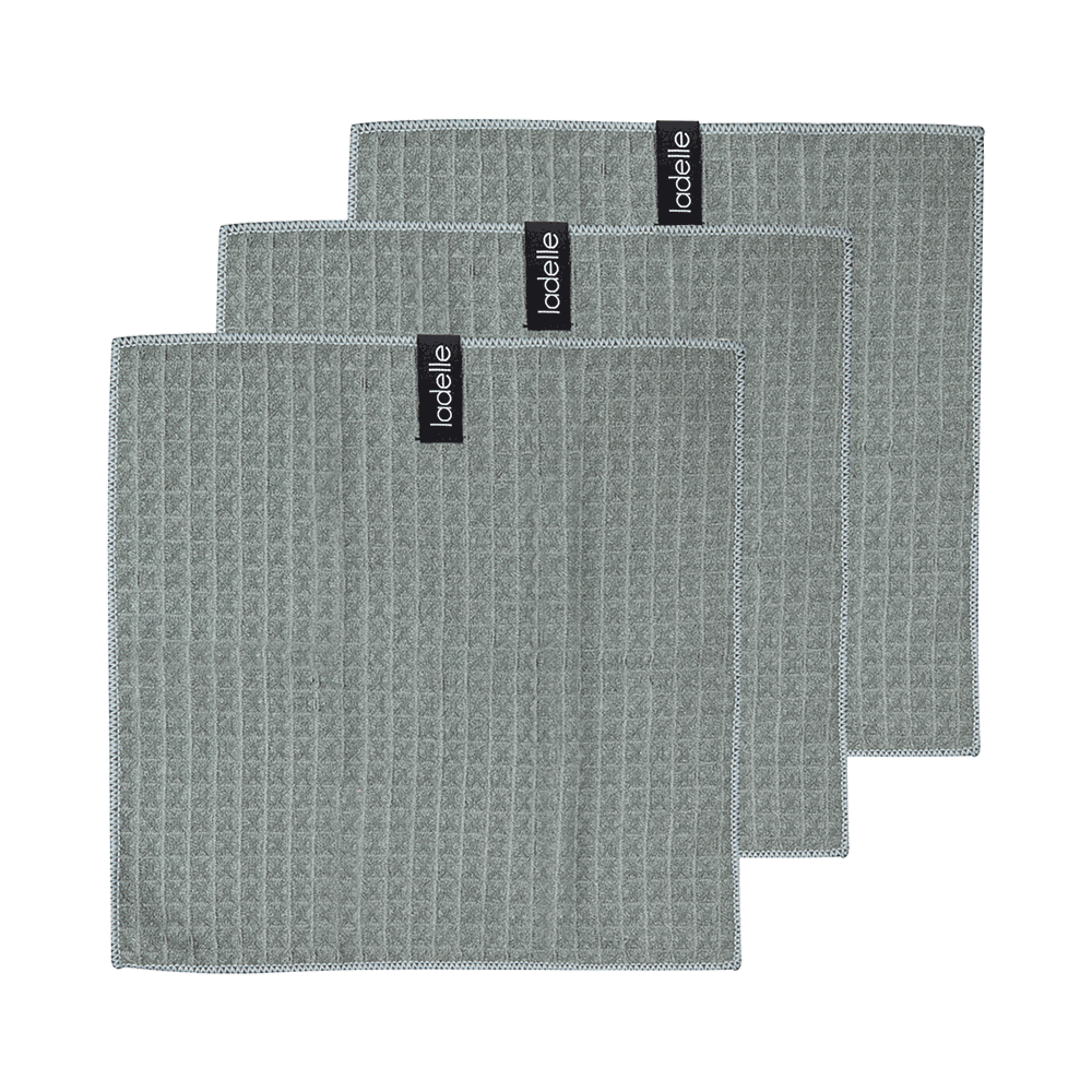 3 salbeigrüne Spültücher nebeneinander ohne Hintergrund