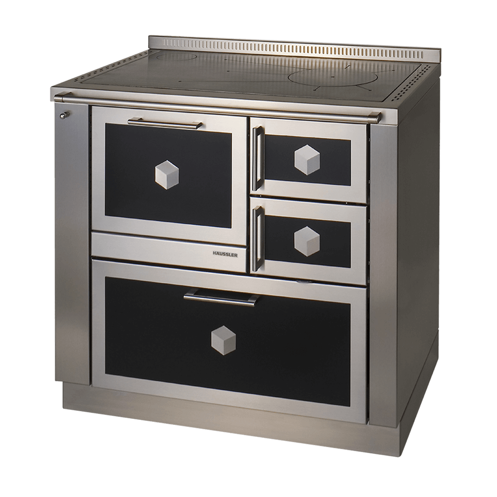 Ökoalpin 90 Holz Küchenherd Ökoalpin 90 mit Edelstahl-Seitenwänden in frontaler Ansicht ohne Hintergrund.