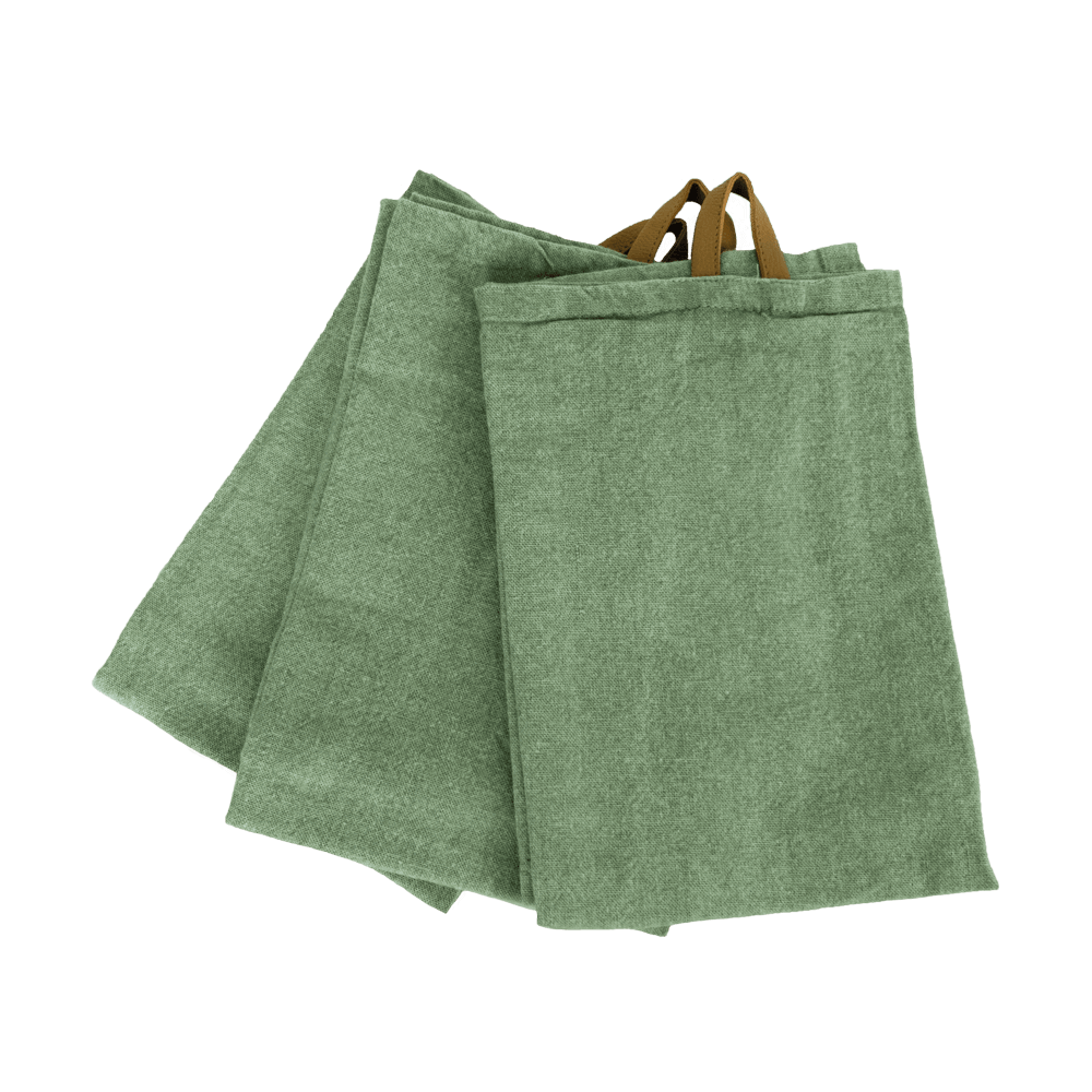 Geschirrtücher im 3er Set in der Farbe grün. Die Aufhänger der Geschirrtücher sind aus Leder. Ohne Hintergrund abgebildet.