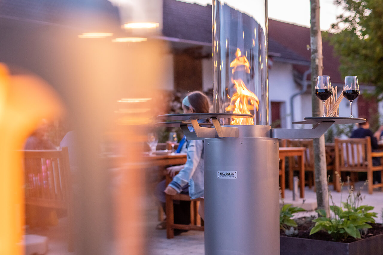 brennender Terrassenstrahler