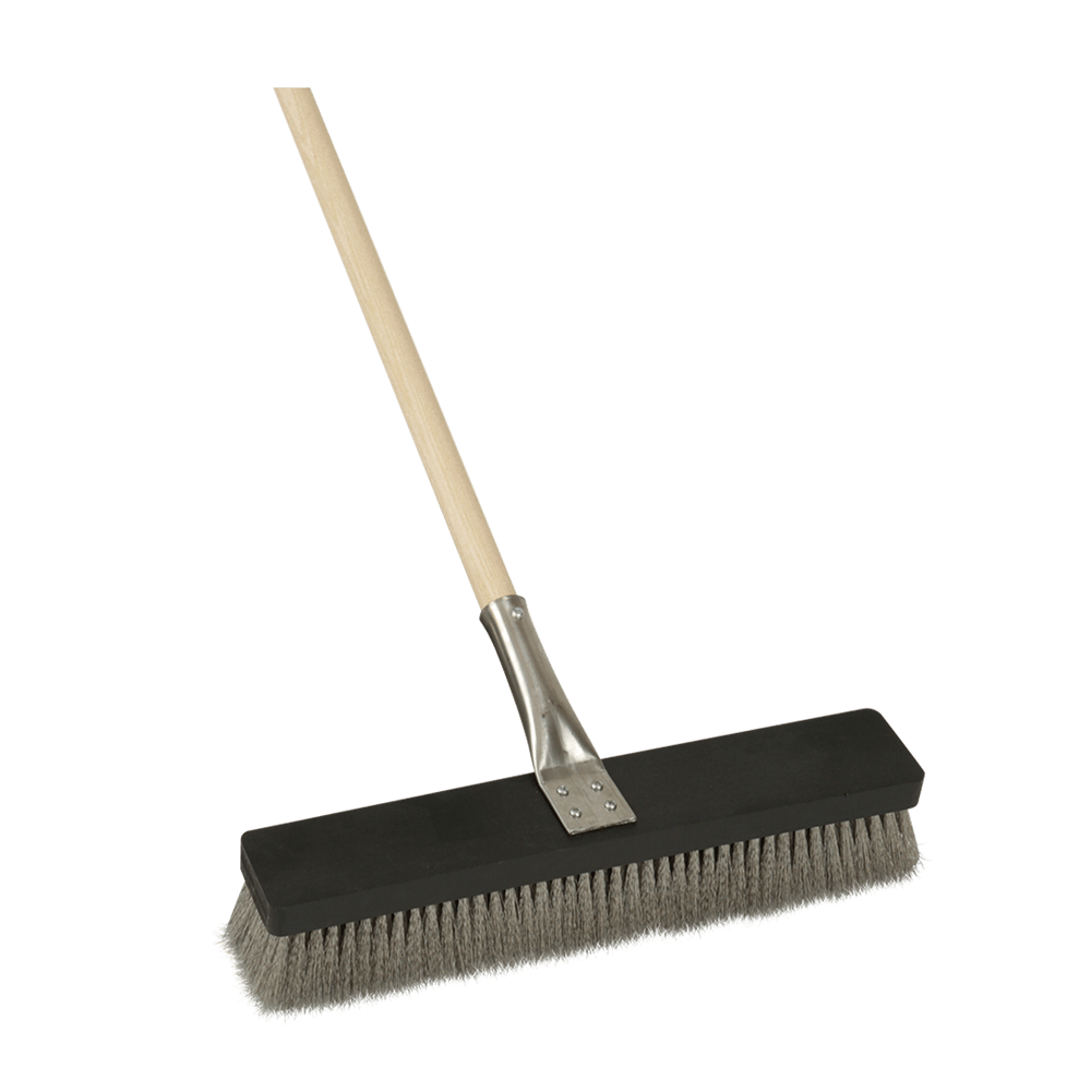 Reinigungsbesen mit Edelstahlborsten mit einer Breite von 40 cm und einer Stiellänge vom 260 Zentimeter zur Entfernung der Asche aus dem Holzbackofen