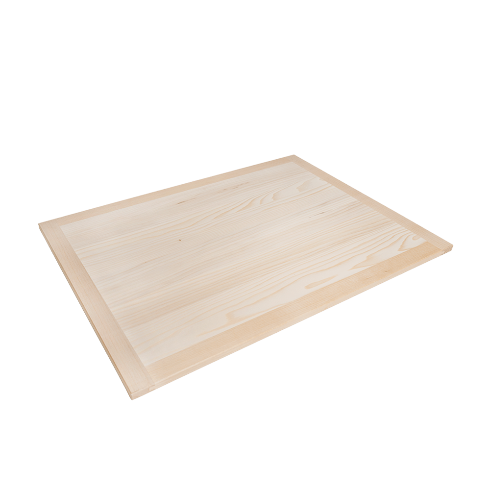 Back- und Nudelbrett aus Holz Back- und Nudelbrett aus Holz ohne Hintergrund.