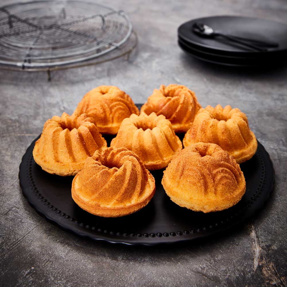Mini-Gugelhupf-Form – Antihaftbeschichtet sieben kleine Gugelhupfkuchen