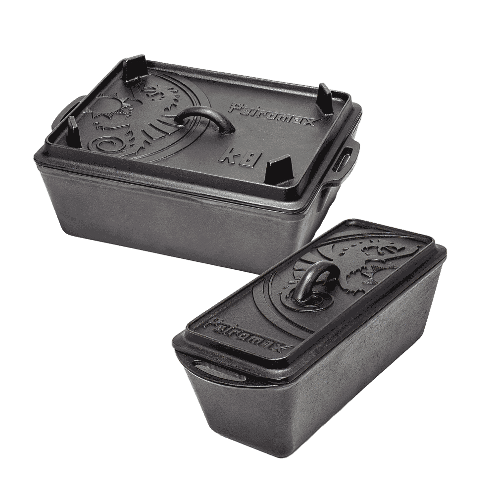 Gusseiserne Kastenform mit Deckel Zwei gusseiserne Kastenformen mit Deckel. Auf dem Deckel ist jeweils ein Haken um ihn mit Schürhaken anzuheben.