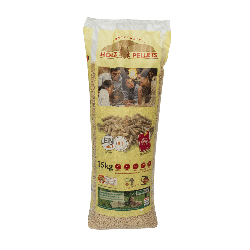 Holzpellets in einem 15kg Sack ohne Hintergrund.