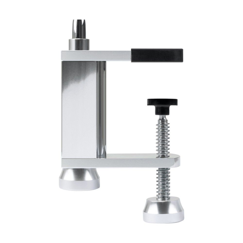 Klemmhalterung der Grillleuchte ohne Hintergrund.