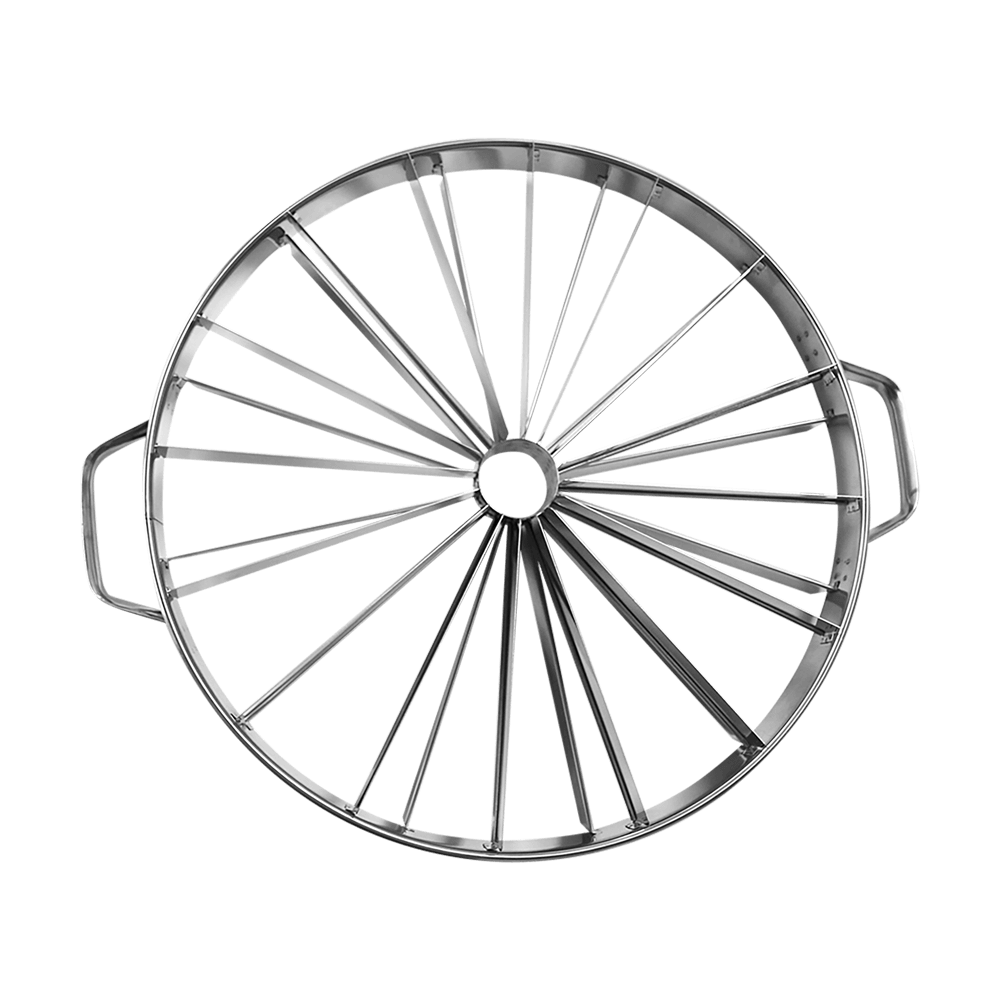 Tortenteiler Edelstahl Tortenteiler aus Edelstahl mit unterschiedlichen Abständen um unterschiedlich große Stücke zu machen. Ohne Hintergrund hinterlegt.