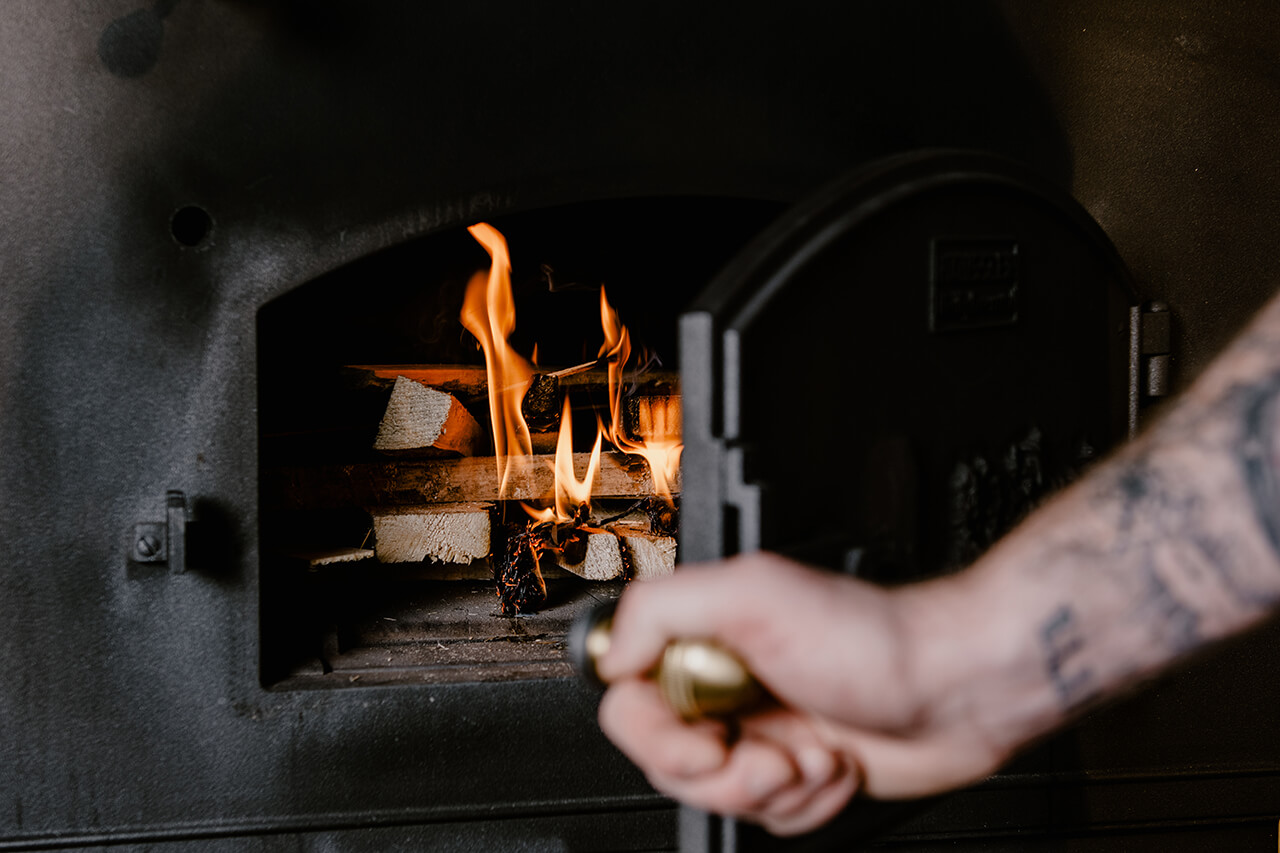 Besonderheiten beim Holzbackofen