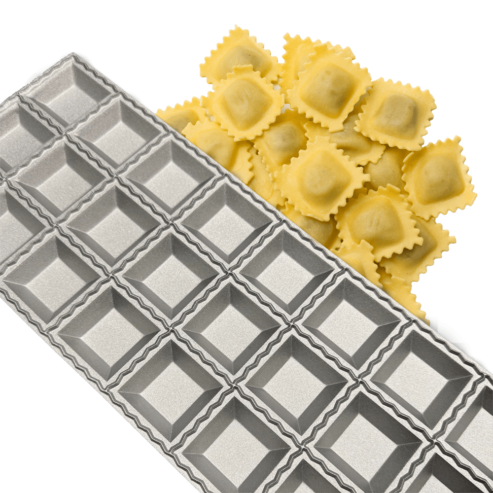 Ravioliblech - In wenigen Schritten zum Pasta-Genuss Ravioliblech mit Teigrolle - 12 Mulden