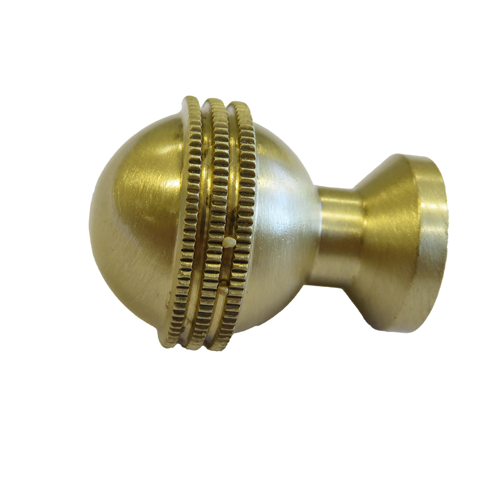 Goldener Messingknopf mit einem Durchmesser von 30 Millimeter für den Holzbackofen