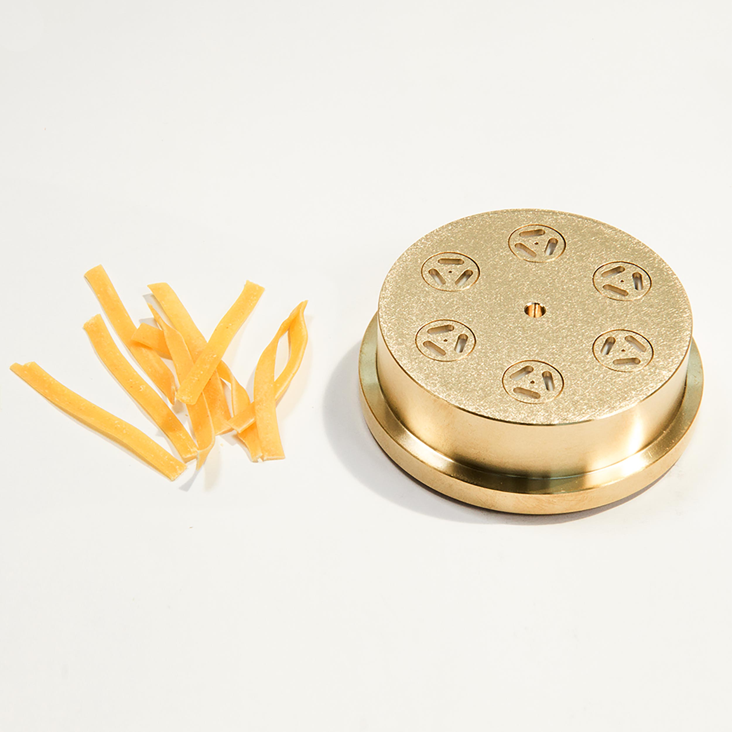 Matrize Tagliatelle für Pasta 300 mit Beispielnudeln