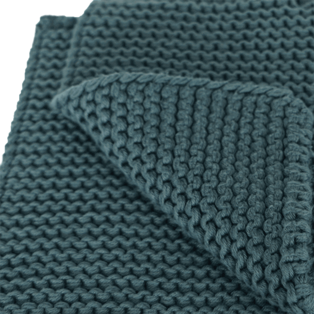 Ein paar Topflappen in dunklem Antikblau ohne Hintergrund