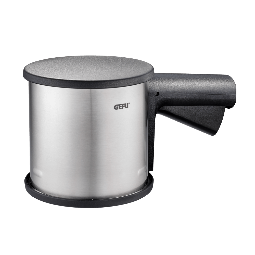 Einhandmehlsieb aus Edelstahl mit schwarzem Plastikdeckel und Plastikgriff ohne Hintergrund abgebildet