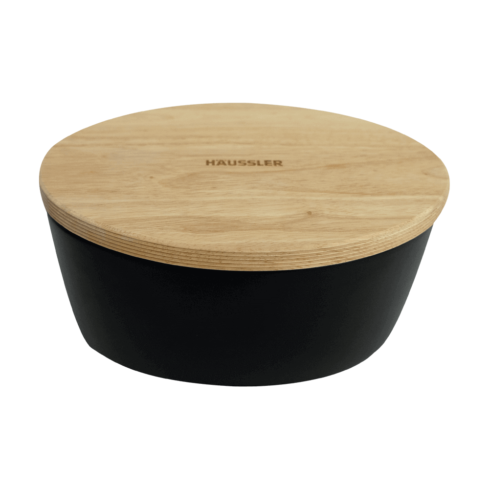 Brot und Gebäck noch länger frisch aufbewahren Schwarzer Brottopf mit Holz Deckel graviert mit Häussler