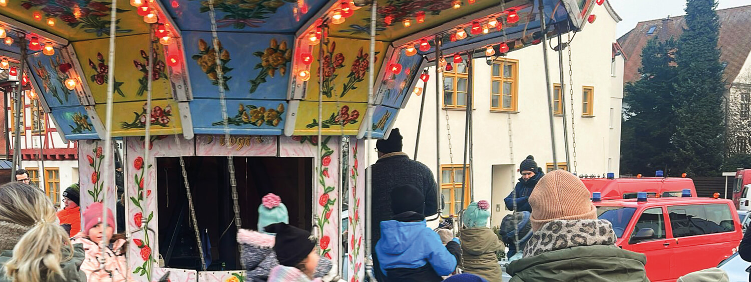 Karussell mit Kinder